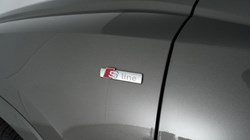 2020 (70) AUDI Q3 35 TFSI S Line 5dr 4411277