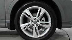 2020 (70) AUDI Q3 35 TFSI S Line 5dr 4411274