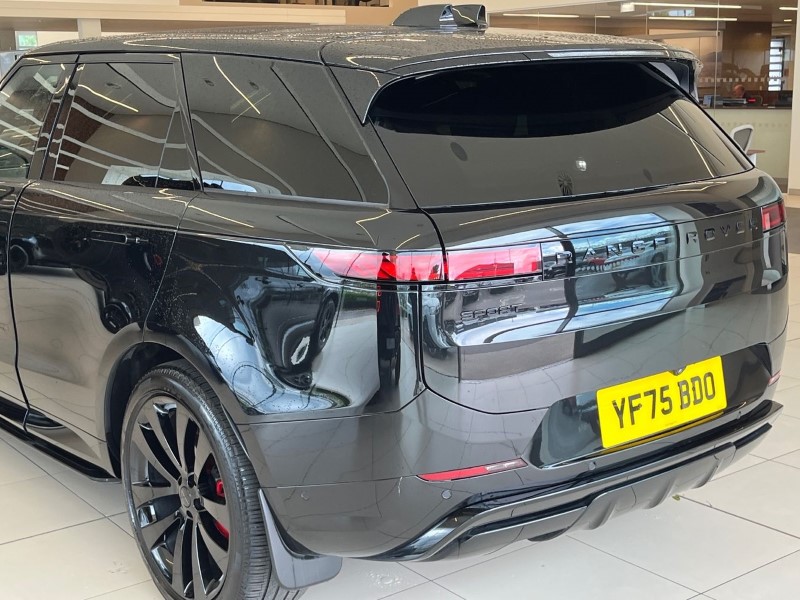 2026 (75) LAND ROVER RANGE ROVER SPORT 3.0 D300 Dynamic SE 5dr Auto 5493396