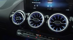 2022 (22) MERCEDES-BENZ GLA 250e Exclusive Edition Premium 5dr Auto 4497603