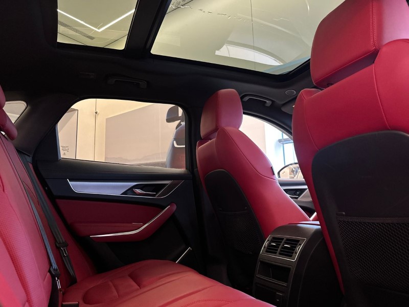 2022 (22) JAGUAR F-PACE 2.0 P400e R-Dynamic SE 5dr Auto AWD 4978268