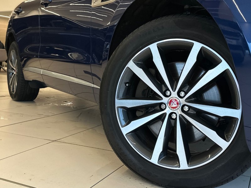 2022 (22) JAGUAR F-PACE 2.0 P400e R-Dynamic SE 5dr Auto AWD 4978292