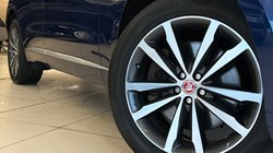 2022 (22) JAGUAR F-PACE 2.0 P400e R-Dynamic SE 5dr Auto AWD 4978292