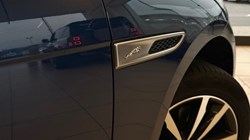 2022 (22) JAGUAR F-PACE 2.0 P400e R-Dynamic SE 5dr Auto AWD 4978267