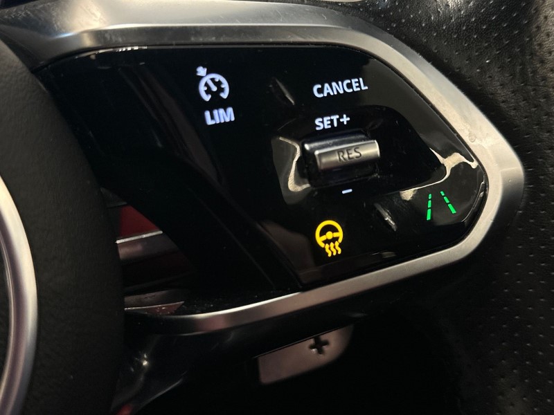 2022 (22) JAGUAR F-PACE 2.0 P400e R-Dynamic SE 5dr Auto AWD 4978274