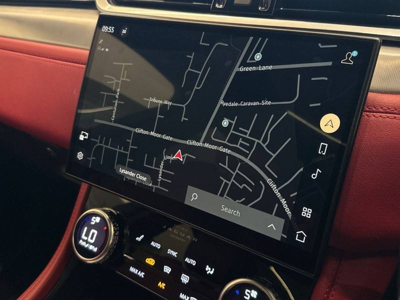 2022 (22) JAGUAR F-PACE 2.0 P400e R-Dynamic SE 5dr Auto AWD 4978258