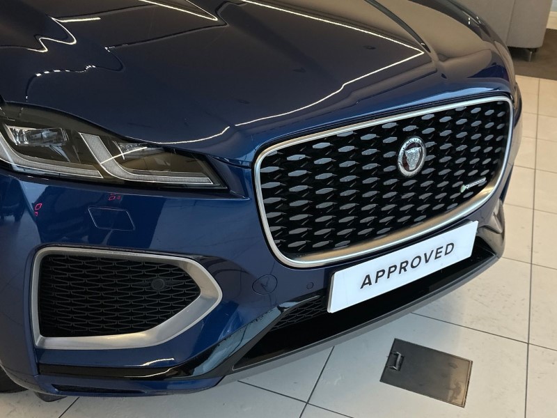 2022 (22) JAGUAR F-PACE 2.0 P400e R-Dynamic SE 5dr Auto AWD 4978291