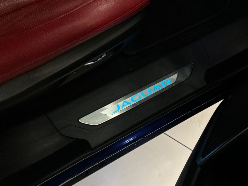 2022 (22) JAGUAR F-PACE 2.0 P400e R-Dynamic SE 5dr Auto AWD 4978286