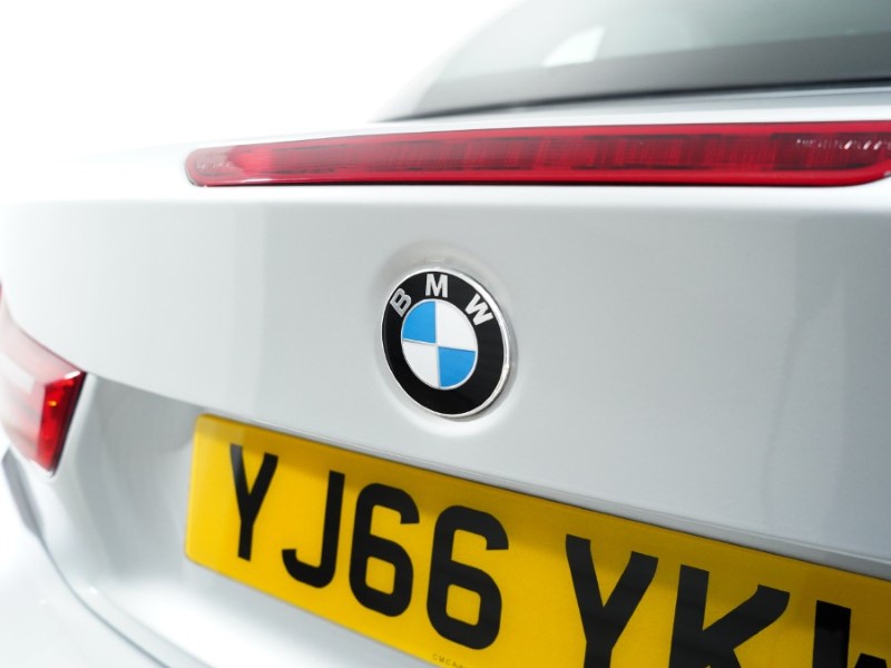 2016 (66) BMW 4 SERIES 430d M Sport 2dr Auto [Professional Media] 4513204