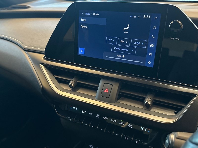 2023 (23) LEXUS UX 250h 2.0 F-Sport Design 5dr CVT 4947308