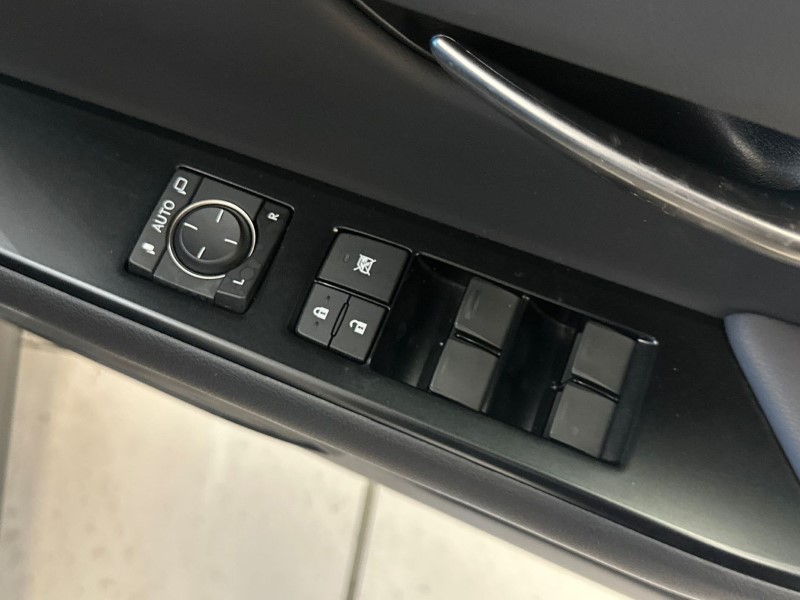 2023 (23) LEXUS UX 250h 2.0 F-Sport Design 5dr CVT 4947300