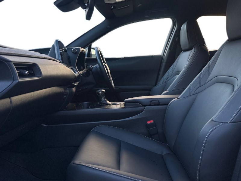 2023 (23) LEXUS UX 250h 2.0 F-Sport Design 5dr CVT 4947281