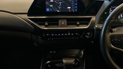 2023 (23) LEXUS UX 250h 2.0 F-Sport Design 5dr CVT 4947292