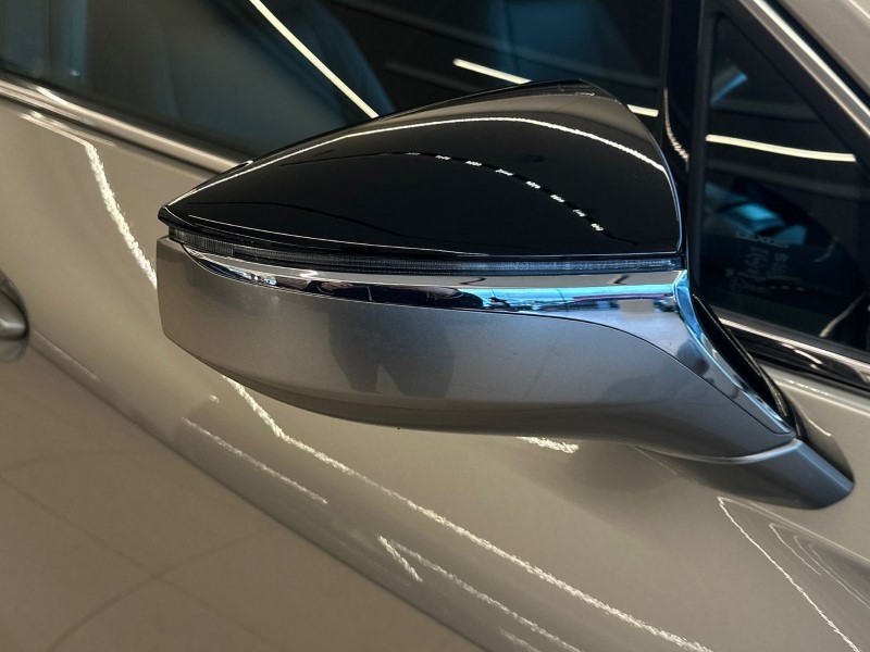 2023 (23) LEXUS UX 250h 2.0 F-Sport Design 5dr CVT 4947324