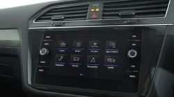 2019 (19) VOLKSWAGEN TIGUAN ALLSPACE 2.0 TDI SE Nav 5dr 4679171