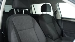 2019 (19) VOLKSWAGEN TIGUAN ALLSPACE 2.0 TDI SE Nav 5dr 4679159