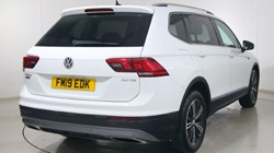 2019 (19) VOLKSWAGEN TIGUAN ALLSPACE 2.0 TDI SE Nav 5dr 4679187