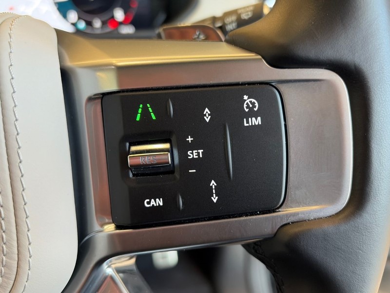 2024 (73) LAND ROVER DISCOVERY 3.0 D300 Dynamic HSE 5dr Auto 4966415