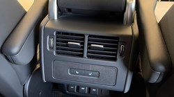 2024 (73) LAND ROVER DISCOVERY 3.0 D300 Dynamic HSE 5dr Auto 4966403