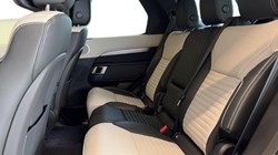 2024 (73) LAND ROVER DISCOVERY 3.0 D300 Dynamic HSE 5dr Auto 4966389