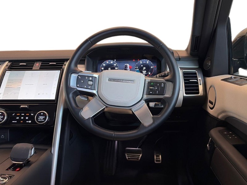 2024 (73) LAND ROVER DISCOVERY 3.0 D300 Dynamic HSE 5dr Auto 4966400