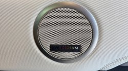 2024 (73) LAND ROVER DISCOVERY 3.0 D300 Dynamic HSE 5dr Auto 4966441