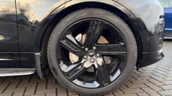 2024 (73) LAND ROVER DISCOVERY 3.0 D300 Dynamic HSE 5dr Auto 4966393