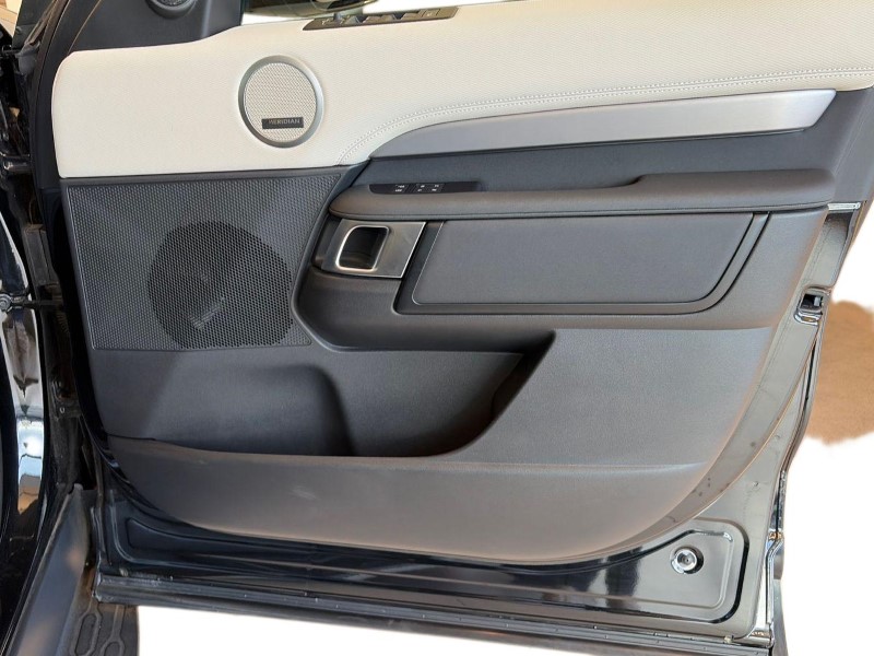 2024 (73) LAND ROVER DISCOVERY 3.0 D300 Dynamic HSE 5dr Auto 4966408