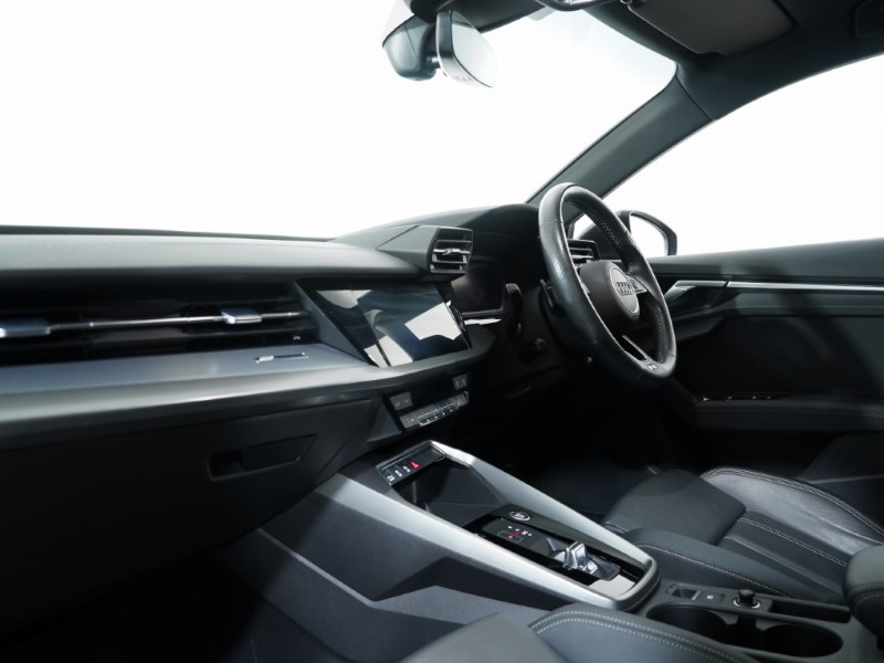 2020 (70) AUDI A3 35 TFSI S Line 4dr S Tronic 4754492