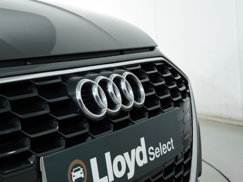 2020 (70) AUDI A3 35 TFSI S Line 4dr S Tronic 4754485