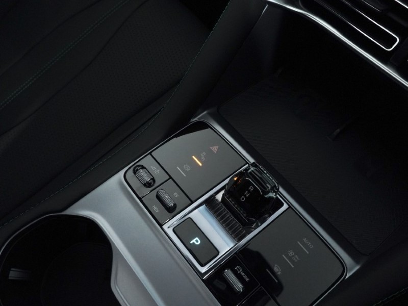  BYD SEAL U 1.5T DM-i AWD Design 5dr Auto 5666105