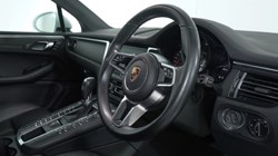 2019 (68) PORSCHE MACAN 5dr PDK 4809750