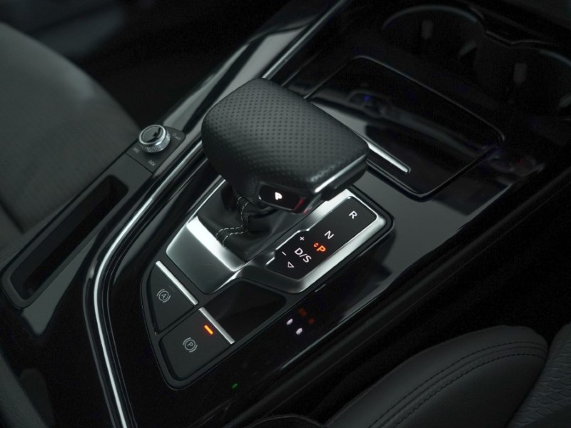 2023 (73) AUDI A4 40 TDI 204 Quattro Black Edition 4dr S Tronic 4817877