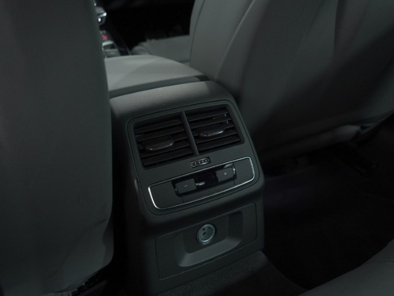 2023 (73) AUDI A4 40 TDI 204 Quattro Black Edition 4dr S Tronic 4817854