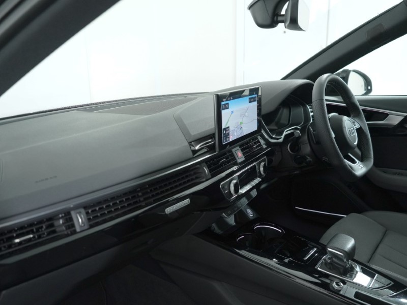 2023 (73) AUDI A4 40 TDI 204 Quattro Black Edition 4dr S Tronic 4817857