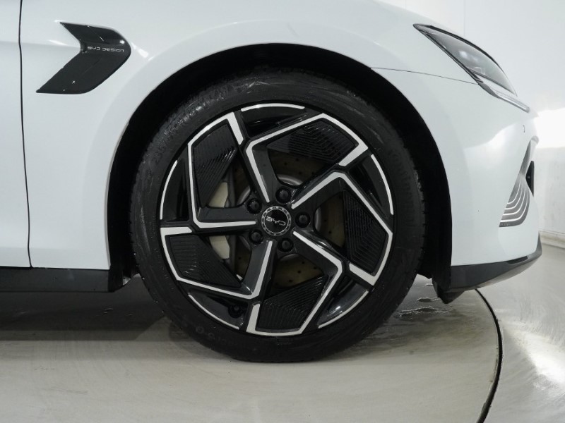 2025 (75) BYD SEAL 230kW Design 83kWh 4dr Auto 4903895