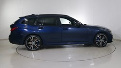 2021 (70) BMW 3 SERIES 330e M Sport Pro Edition 5dr Step Auto 4854986