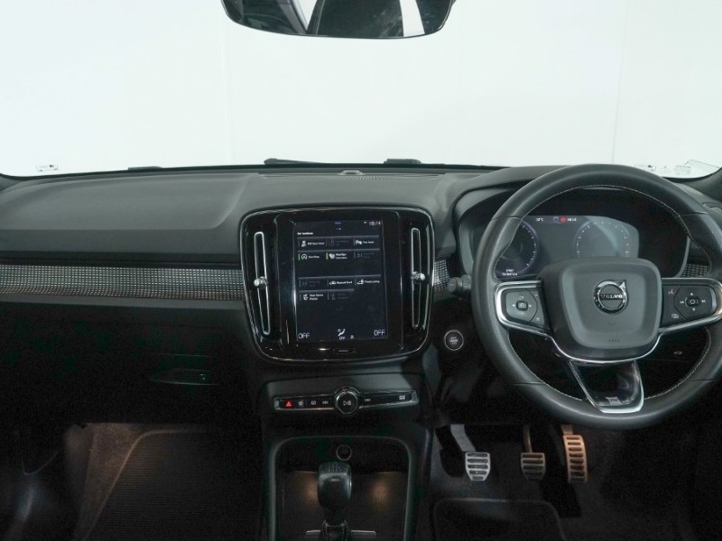 2020 (20) VOLVO XC40 1.5 T3 [163] R DESIGN 5dr 4887591