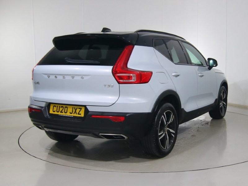 2020 (20) VOLVO XC40 1.5 T3 [163] R DESIGN 5dr 4887566