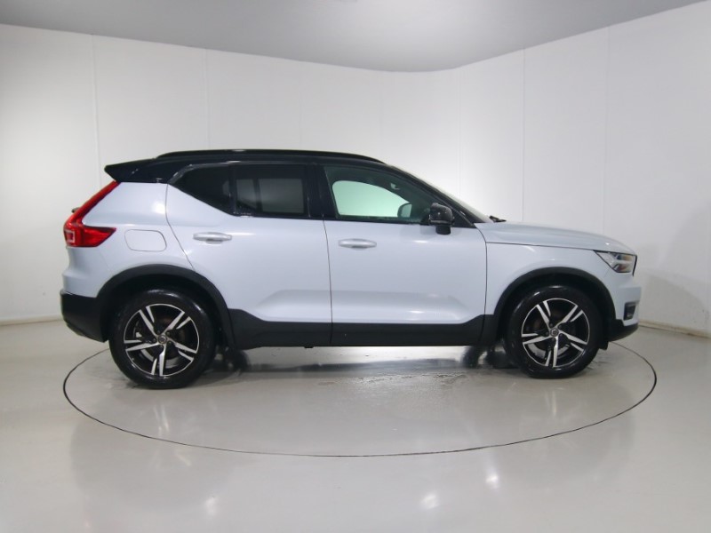 2020 (20) VOLVO XC40 1.5 T3 [163] R DESIGN 5dr 4887567