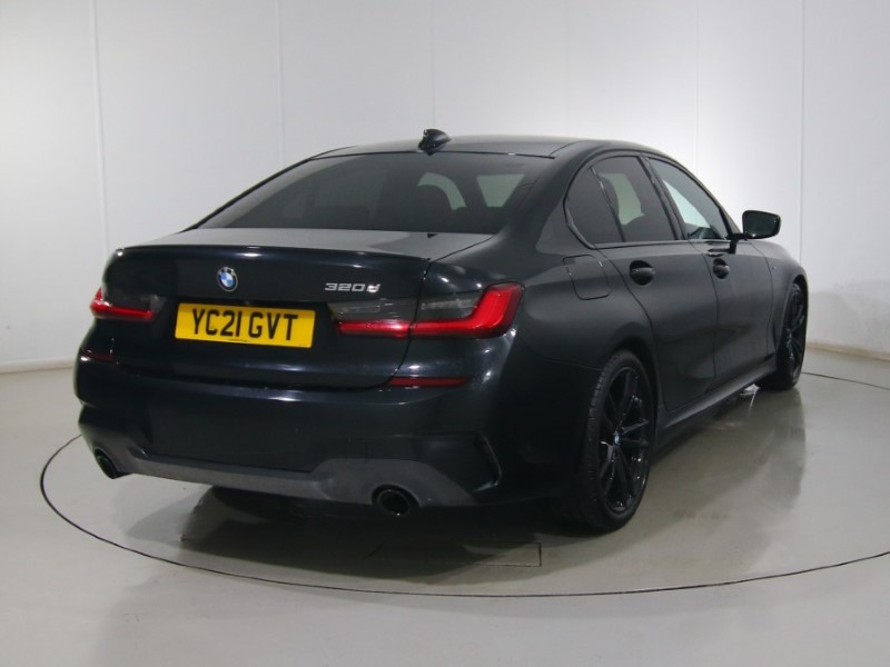 2021 (21) BMW 3 SERIES 320d MHT M Sport 4dr Step Auto 4921556