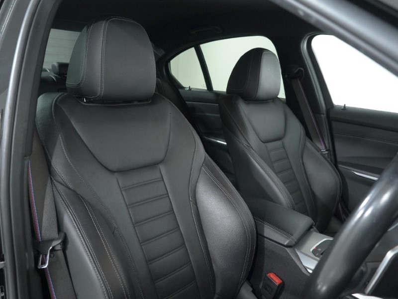 2021 (21) BMW 3 SERIES 320d MHT M Sport 4dr Step Auto 4851936