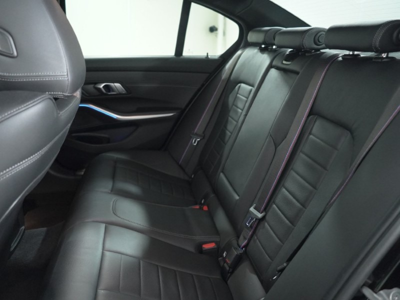 2021 (21) BMW 3 SERIES 320d MHT M Sport 4dr Step Auto 4851930