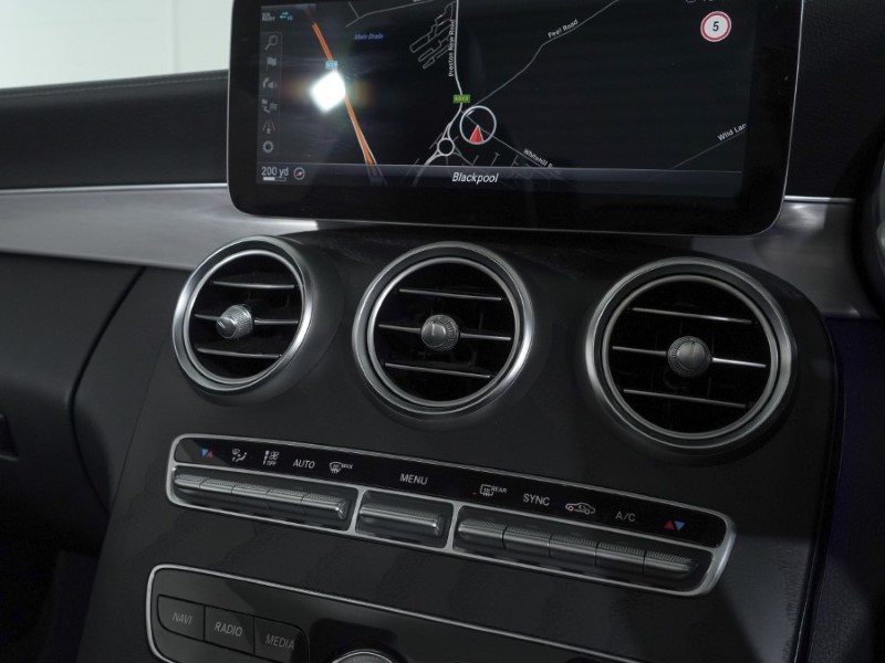 2019 (19) MERCEDES-BENZ C CLASS C200 AMG Line Premium 2dr 9G-Tronic 4883203