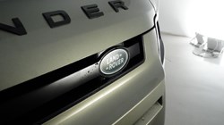 2020 (70) LAND ROVER DEFENDER 3.0 D250 X-Dynamic SE 90 3dr Auto 4867028
