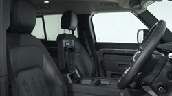 2020 (70) LAND ROVER DEFENDER 3.0 D250 X-Dynamic SE 90 3dr Auto 4867000