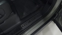 2020 (70) LAND ROVER DEFENDER 3.0 D250 X-Dynamic SE 90 3dr Auto 4866999