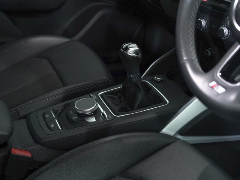 2021 (21) AUDI Q2 35 TFSI S Line 5dr 4887482