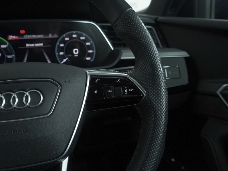 2020 (70) AUDI E-TRON 300kW 55 Quattro 95kWh S Line 5dr Auto 4882232