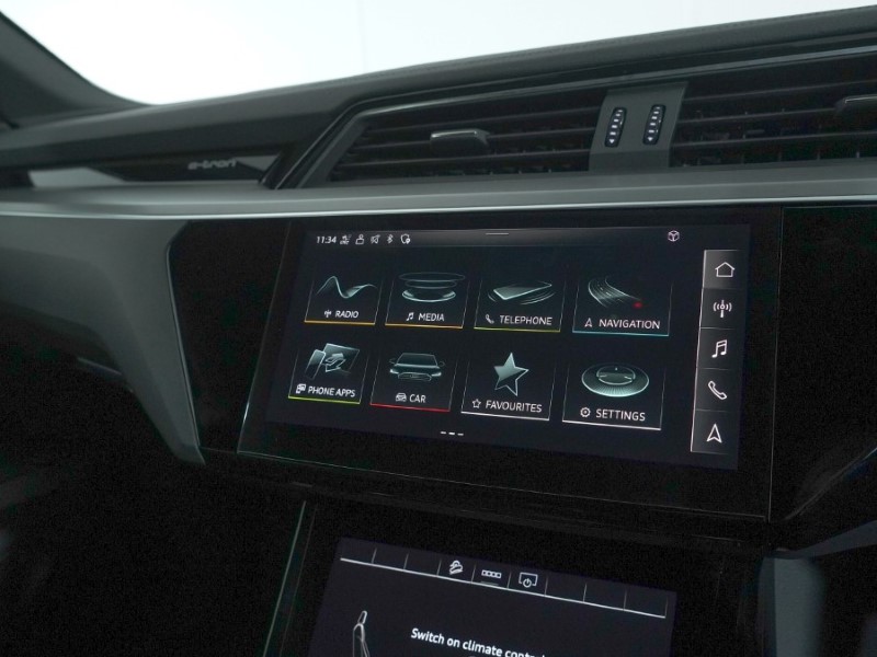 2020 (70) AUDI E-TRON 300kW 55 Quattro 95kWh S Line 5dr Auto 4882242